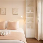 Apartmán Notre Dame - Prestige With Lift And Terrace For 2 *