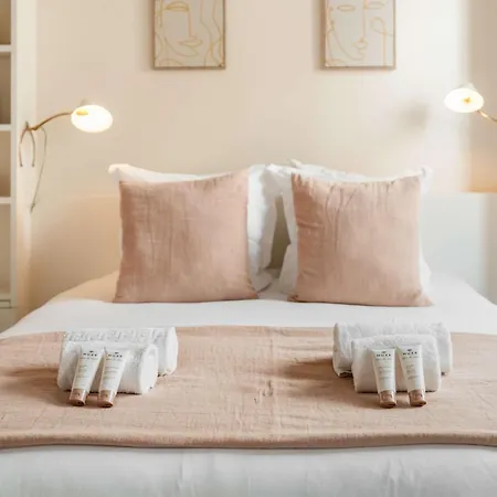 Notre Dame - Prestige With Lift And Terrace For 2 باريس