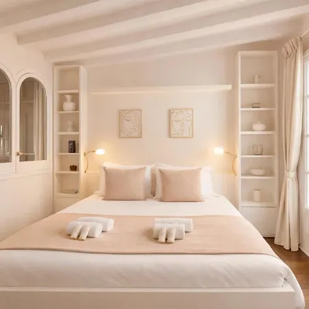 Notre Dame - Prestige With Lift And Terrace For 2 アパート