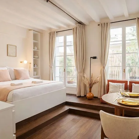 Notre Dame - Prestige With Lift And Terrace For 2 Paris